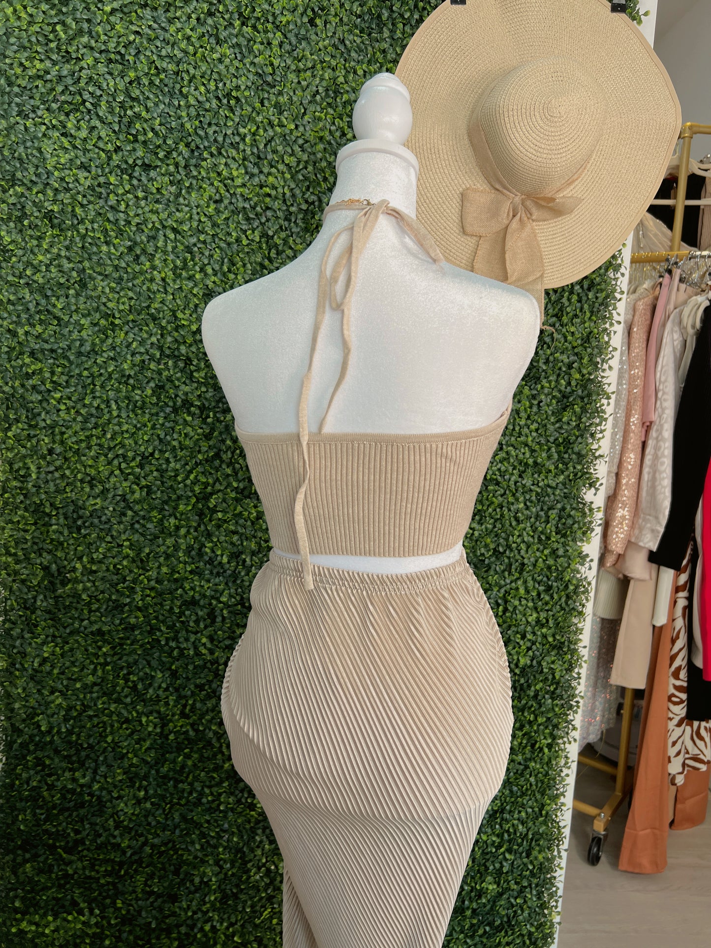 Taupe Ribbed Crop Top