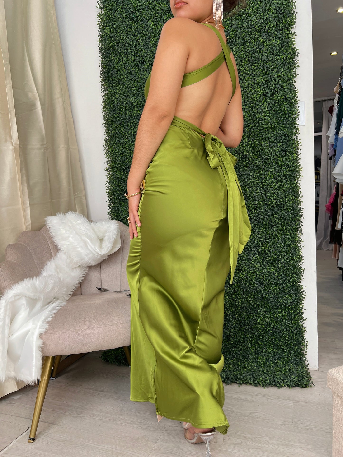 Lime Satin Tie Back Maxi Drss